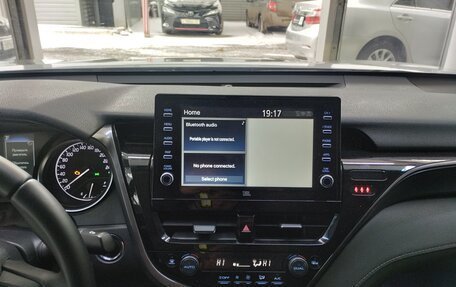 Toyota Camry, 2021 год, 2 250 000 рублей, 11 фотография