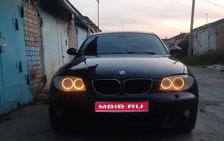 BMW 1 серия, 2006 год, 660 000 рублей, 1 фотография