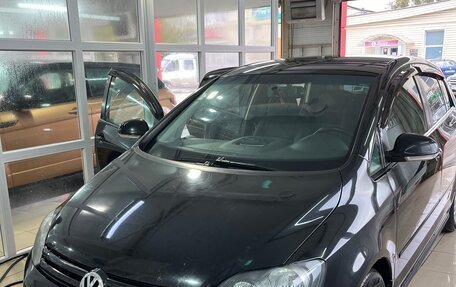 Volkswagen Golf Plus II, 2012 год, 870 000 рублей, 3 фотография