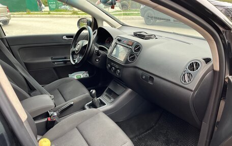 Volkswagen Golf Plus II, 2012 год, 870 000 рублей, 6 фотография