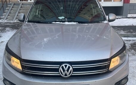 Volkswagen Tiguan I, 2011 год, 900 000 рублей, 1 фотография