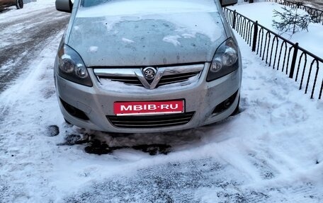 Opel Zafira B, 2011 год, 570 000 рублей, 1 фотография