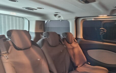 Ford Tourneo Custom I рестайлинг, 2014 год, 1 950 000 рублей, 2 фотография