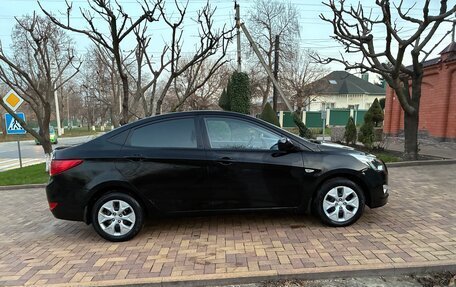 Hyundai Solaris II рестайлинг, 2015 год, 820 000 рублей, 4 фотография
