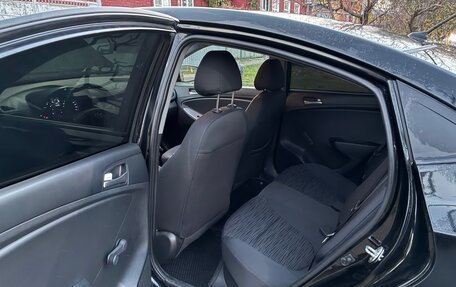 Hyundai Solaris II рестайлинг, 2015 год, 820 000 рублей, 9 фотография