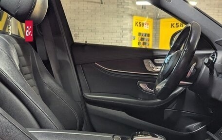 Mercedes-Benz E-Класс, 2019 год, 2 870 000 рублей, 12 фотография