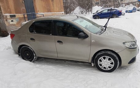 Renault Logan II, 2014 год, 355 000 рублей, 6 фотография