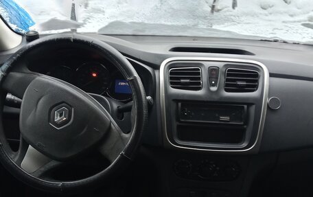 Renault Logan II, 2014 год, 355 000 рублей, 12 фотография