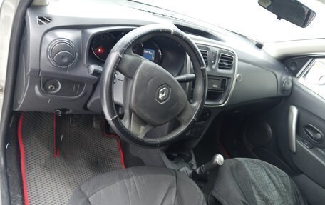 Renault Logan II, 2014 год, 355 000 рублей, 17 фотография