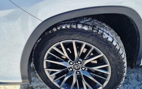 Lexus RX IV рестайлинг, 2017 год, 4 099 000 рублей, 15 фотография