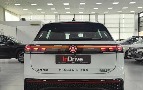 Volkswagen Tiguan, 2025 год, 4 999 000 рублей, 5 фотография