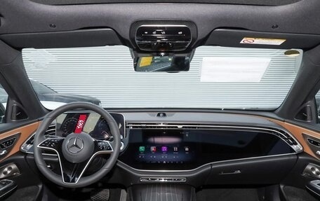 Mercedes-Benz E-Класс, 2025 год, 8 870 000 рублей, 12 фотография