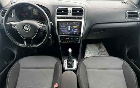 Volkswagen Polo VI (EU Market), 2017 год, 950 000 рублей, 10 фотография