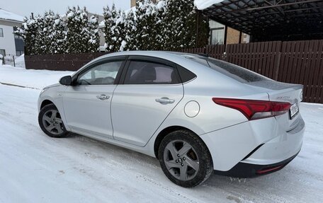 Hyundai Solaris II рестайлинг, 2020 год, 1 680 000 рублей, 3 фотография