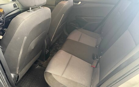 Hyundai Solaris II рестайлинг, 2020 год, 1 680 000 рублей, 15 фотография