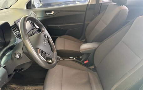 Hyundai Solaris II рестайлинг, 2020 год, 1 680 000 рублей, 14 фотография