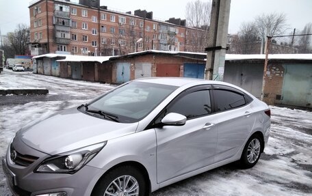 Hyundai Solaris II рестайлинг, 2016 год, 1 400 000 рублей, 2 фотография