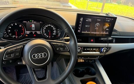 Audi A4, 2021 год, 3 200 000 рублей, 6 фотография