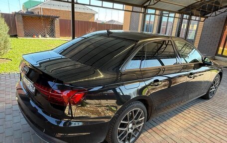 Audi A4, 2021 год, 3 200 000 рублей, 4 фотография