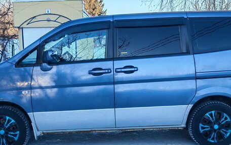 Nissan Serena II, 2001 год, 550 000 рублей, 4 фотография