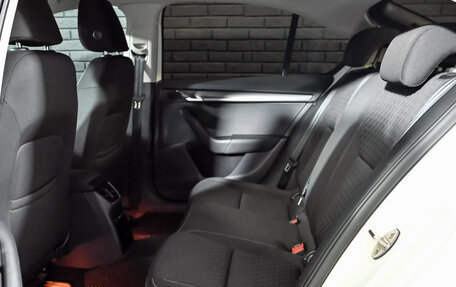 Skoda Octavia, 2018 год, 2 100 000 рублей, 18 фотография