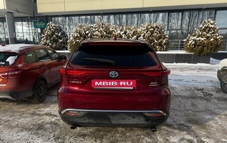 Toyota Venza, 2021 год, 4 100 000 рублей, 6 фотография