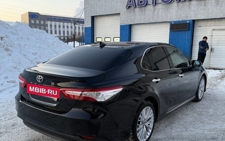 Toyota Camry, 2020 год, 2 550 000 рублей, 5 фотография