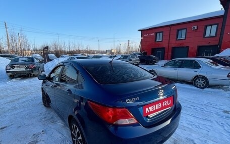 Hyundai Solaris II рестайлинг, 2015 год, 1 100 000 рублей, 5 фотография