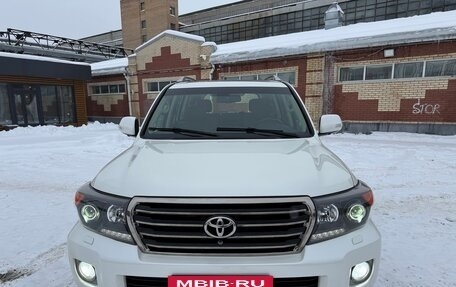 Toyota Land Cruiser 200, 2014 год, 2 фотография