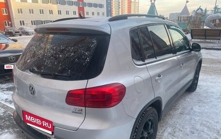 Volkswagen Tiguan I, 2011 год, 900 000 рублей, 5 фотография