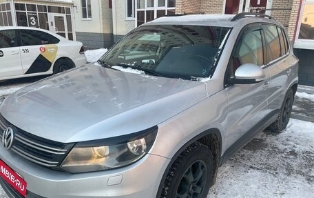 Volkswagen Tiguan I, 2011 год, 900 000 рублей, 2 фотография