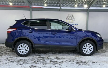 Nissan Qashqai, 2015 год, 1 549 000 рублей, 6 фотография
