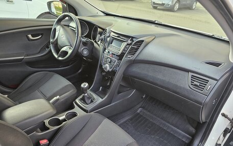 Hyundai i30 II рестайлинг, 2012 год, 860 000 рублей, 5 фотография