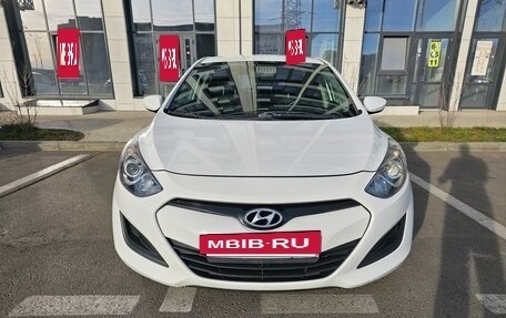 Hyundai i30 II рестайлинг, 2012 год, 860 000 рублей, 3 фотография