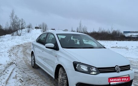 Volkswagen Polo VI (EU Market), 2014 год, 950 000 рублей, 2 фотография