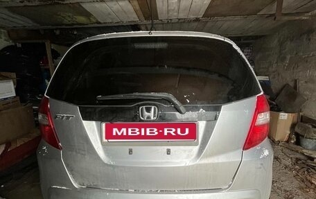 Honda Fit III, 2013 год, 850 000 рублей, 3 фотография