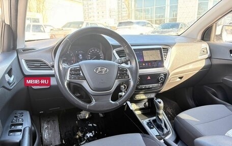 Hyundai Solaris II рестайлинг, 2018 год, 1 589 000 рублей, 10 фотография