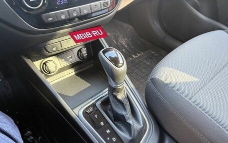 Hyundai Solaris II рестайлинг, 2018 год, 1 589 000 рублей, 18 фотография