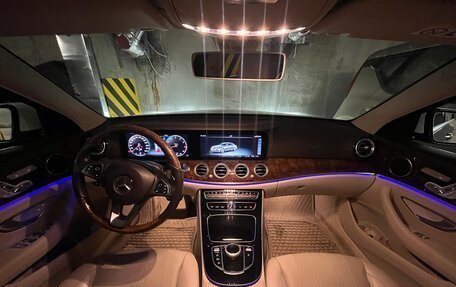 Mercedes-Benz E-Класс, 2017 год, 3 850 000 рублей, 8 фотография