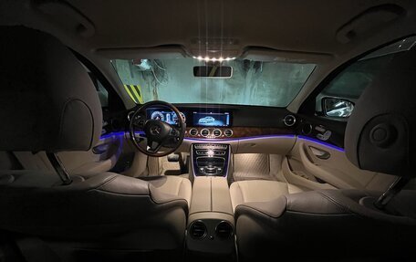 Mercedes-Benz E-Класс, 2017 год, 3 850 000 рублей, 6 фотография