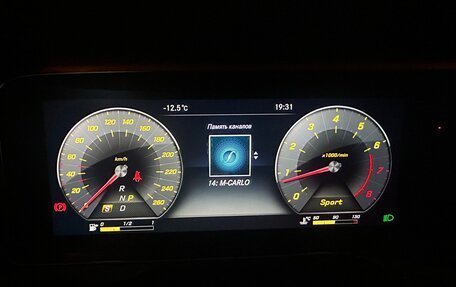 Mercedes-Benz E-Класс, 2017 год, 3 850 000 рублей, 15 фотография