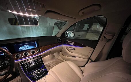 Mercedes-Benz E-Класс, 2017 год, 3 850 000 рублей, 10 фотография