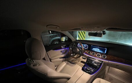 Mercedes-Benz E-Класс, 2017 год, 3 850 000 рублей, 11 фотография