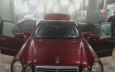 Mercedes-Benz E-Класс, 1997 год, 400 000 рублей, 12 фотография