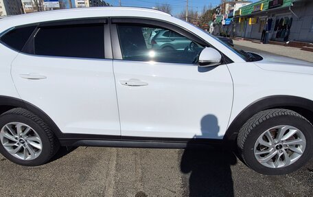 Hyundai Tucson III, 2018 год, 2 210 000 рублей, 6 фотография