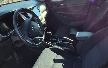 Hyundai Tucson III, 2018 год, 2 210 000 рублей, 10 фотография