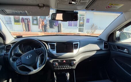 Hyundai Tucson III, 2018 год, 2 210 000 рублей, 12 фотография