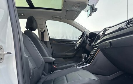 Volkswagen T-Roc I, 2022 год, 1 800 000 рублей, 14 фотография