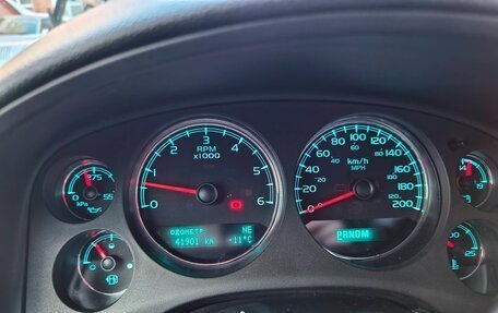 Chevrolet Tahoe III, 2013 год, 4 500 000 рублей, 1 фотография