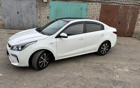 KIA Rio IV, 2017 год, 1 400 000 рублей, 4 фотография